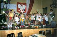 'Zerwki' ju tradycyjnie egnaj sme klasy, tym razem dzieci przedstawiy inscenizacj wierszy Jana Brzechwy.