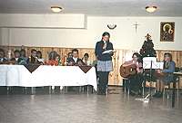 Monta sowno-muzyczny z okazji wit Boego Narodzenia przedstawiony przez naszych uczniw w Klubie Seniora